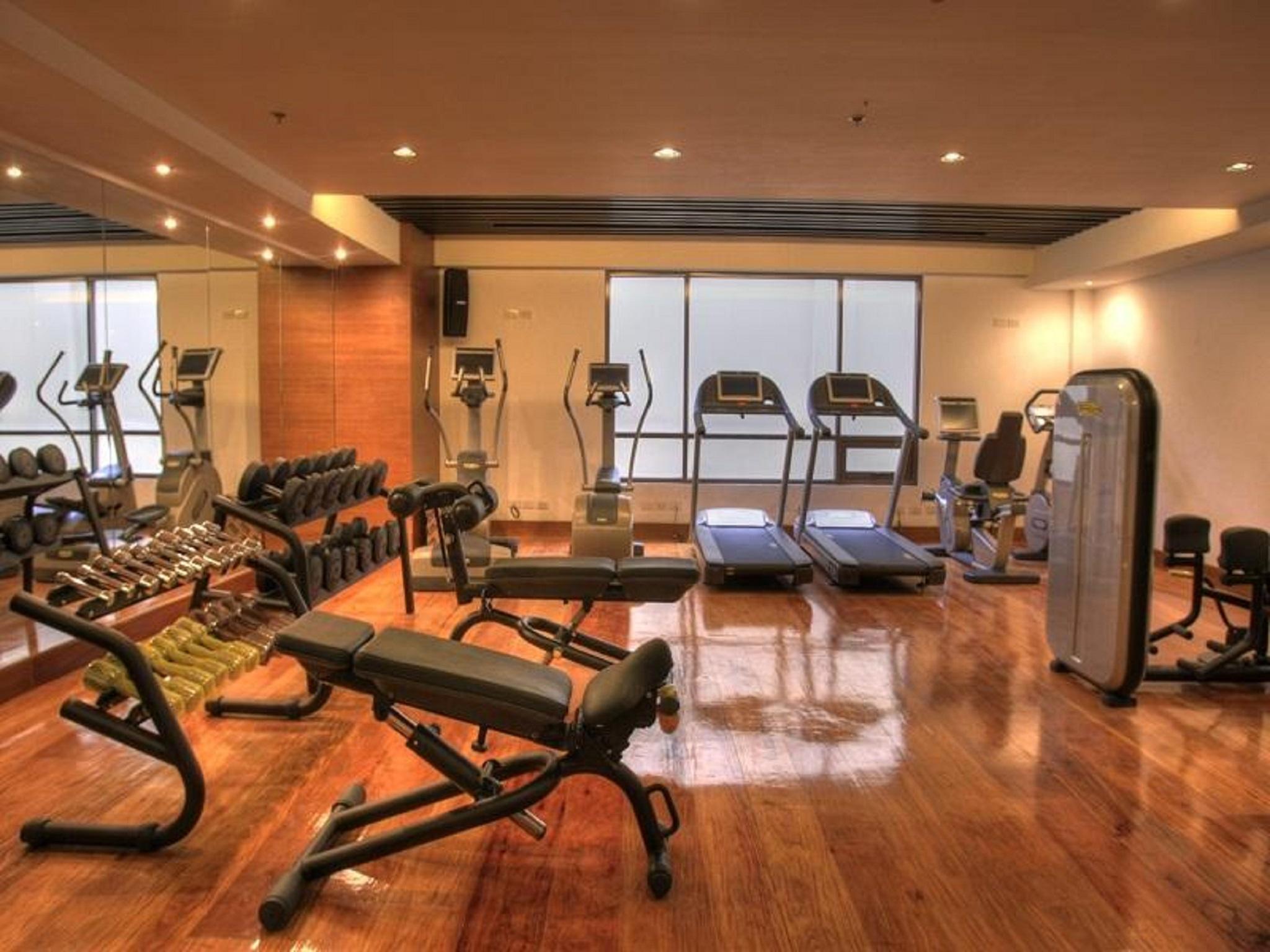 Armada Hotel Manila Ngoại thất bức ảnh