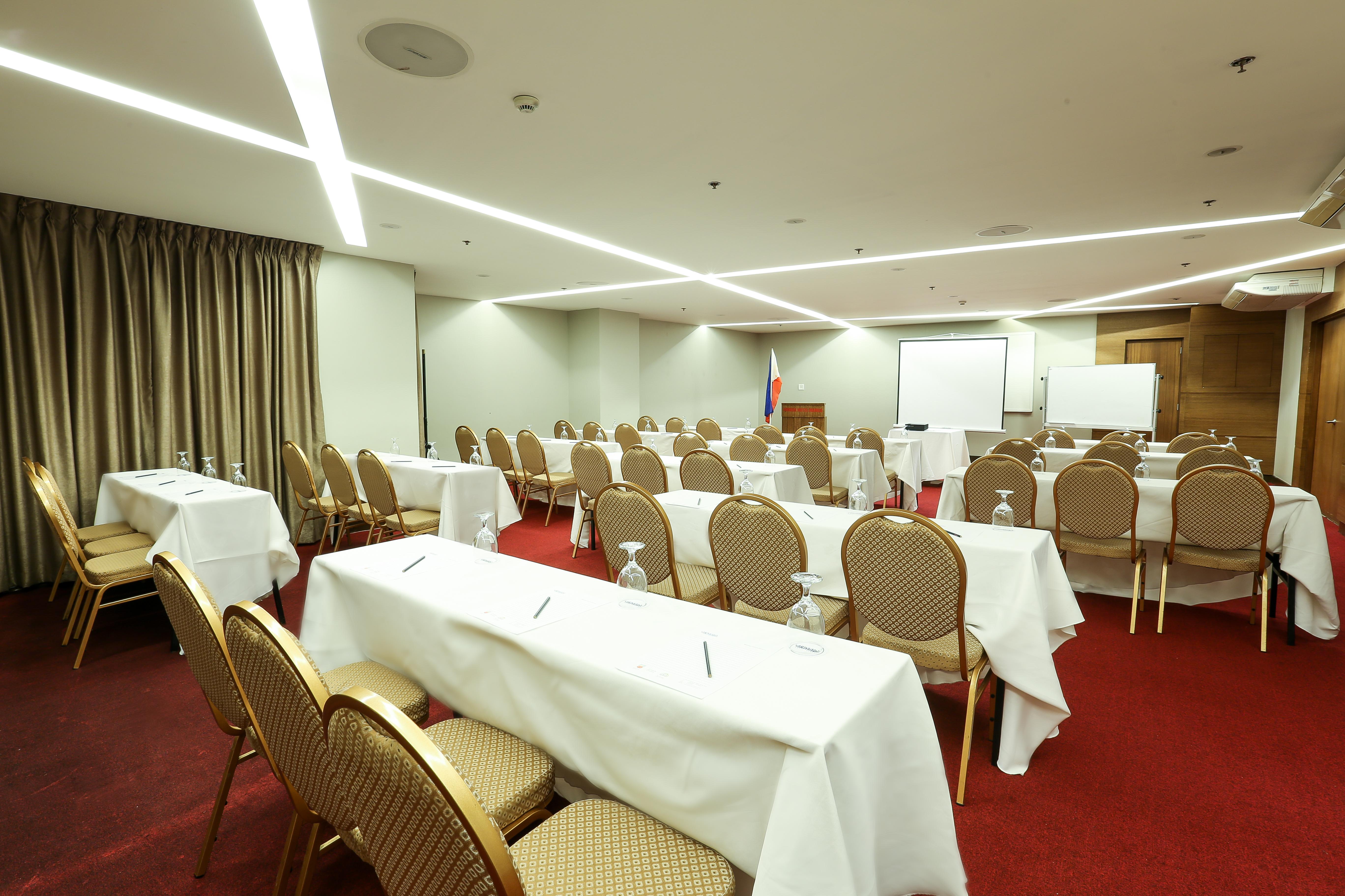 Armada Hotel Manila Ngoại thất bức ảnh