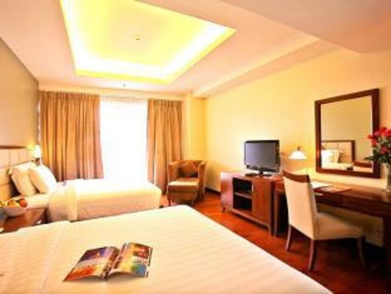Armada Hotel Manila Ngoại thất bức ảnh