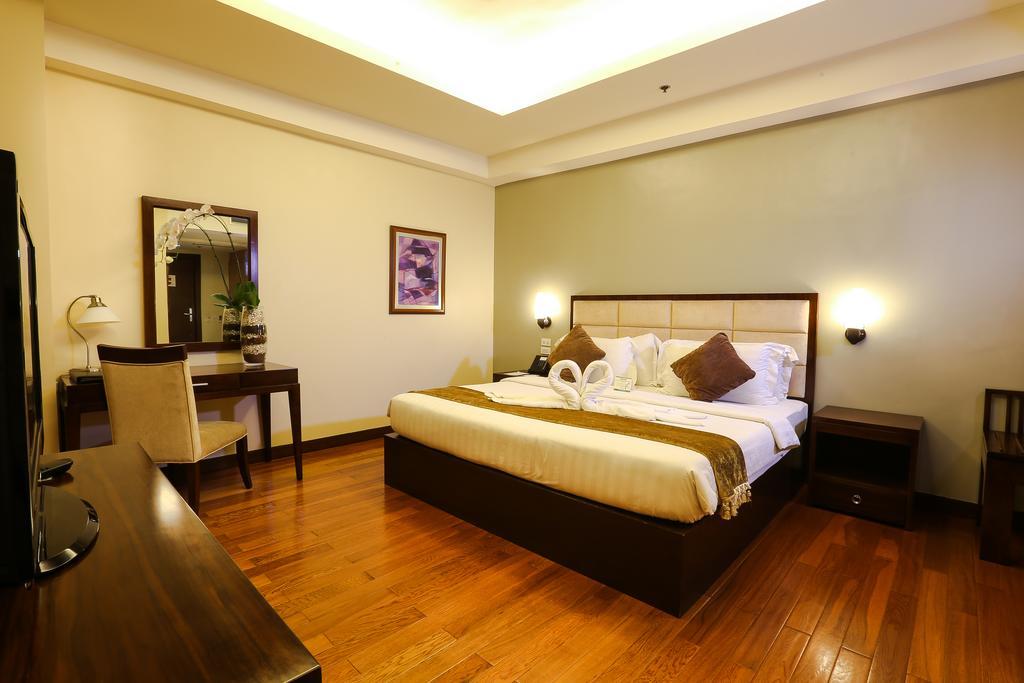 Armada Hotel Manila Ngoại thất bức ảnh