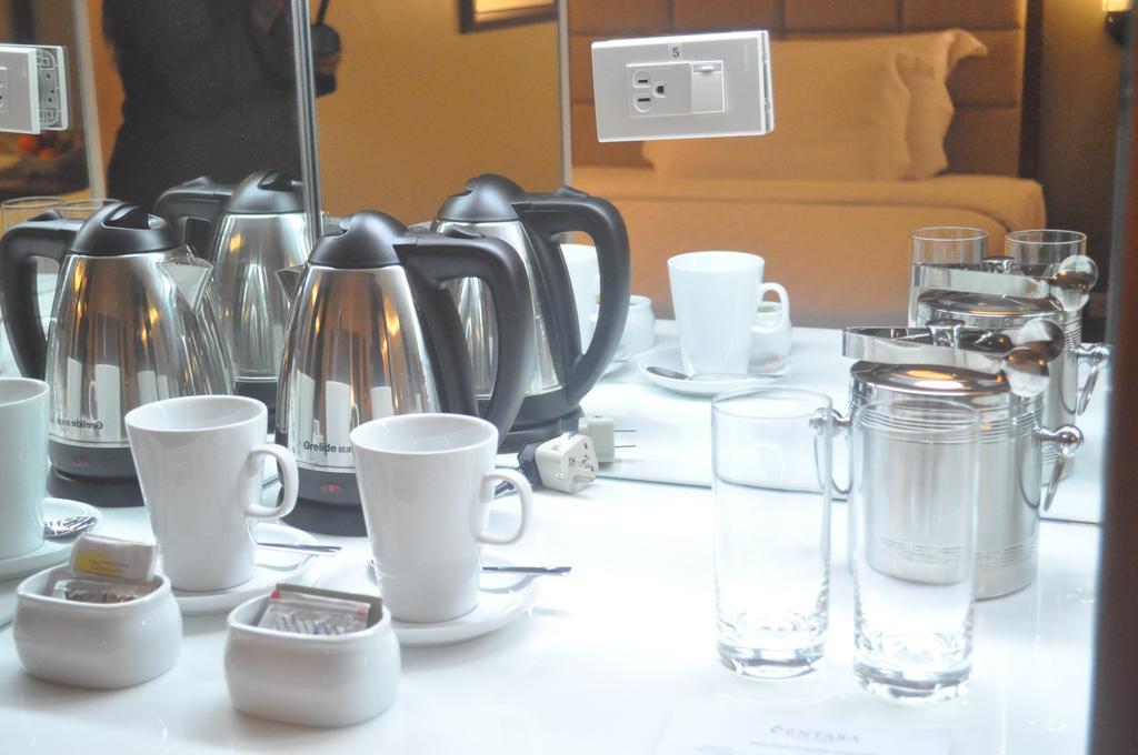 Armada Hotel Manila Ngoại thất bức ảnh